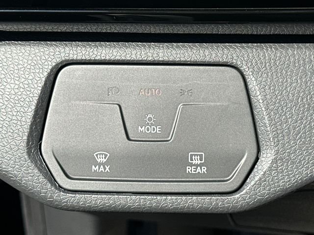 New 2026 Black Volkswagen Pro image 30
