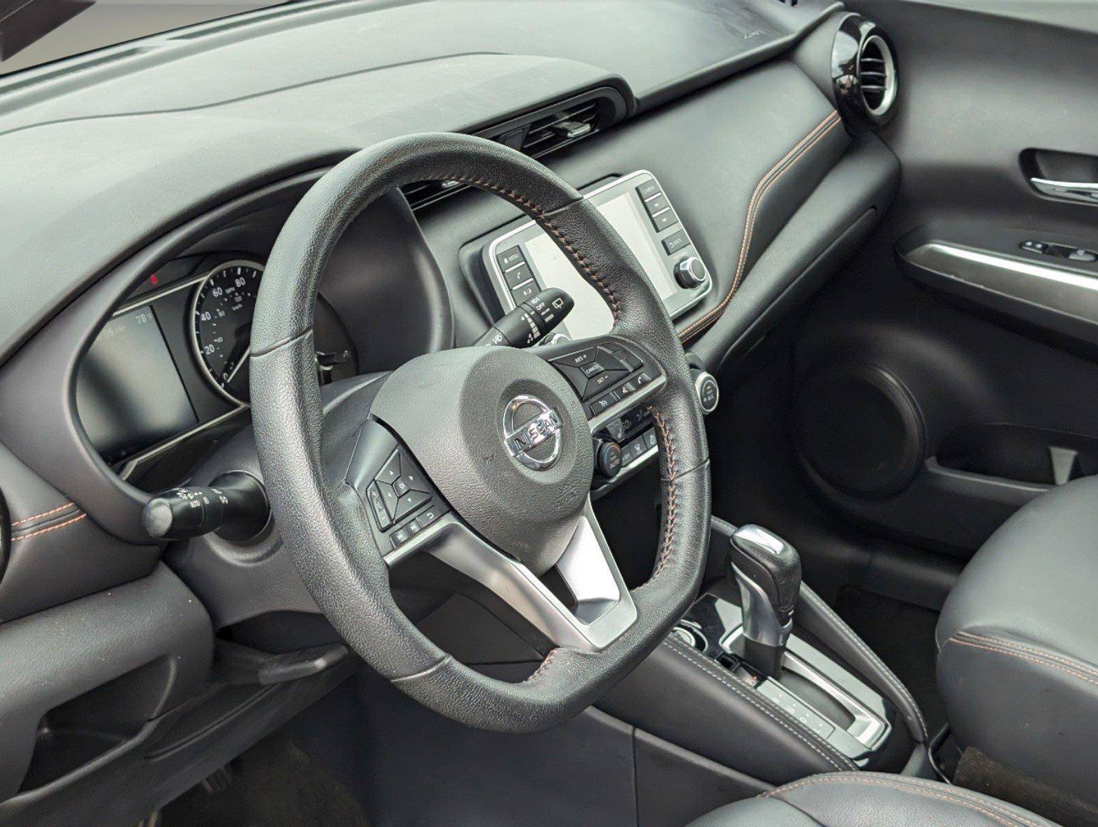 Used 2020 Deep Blue Pearl/Fresh Powder Nissan SR image 12