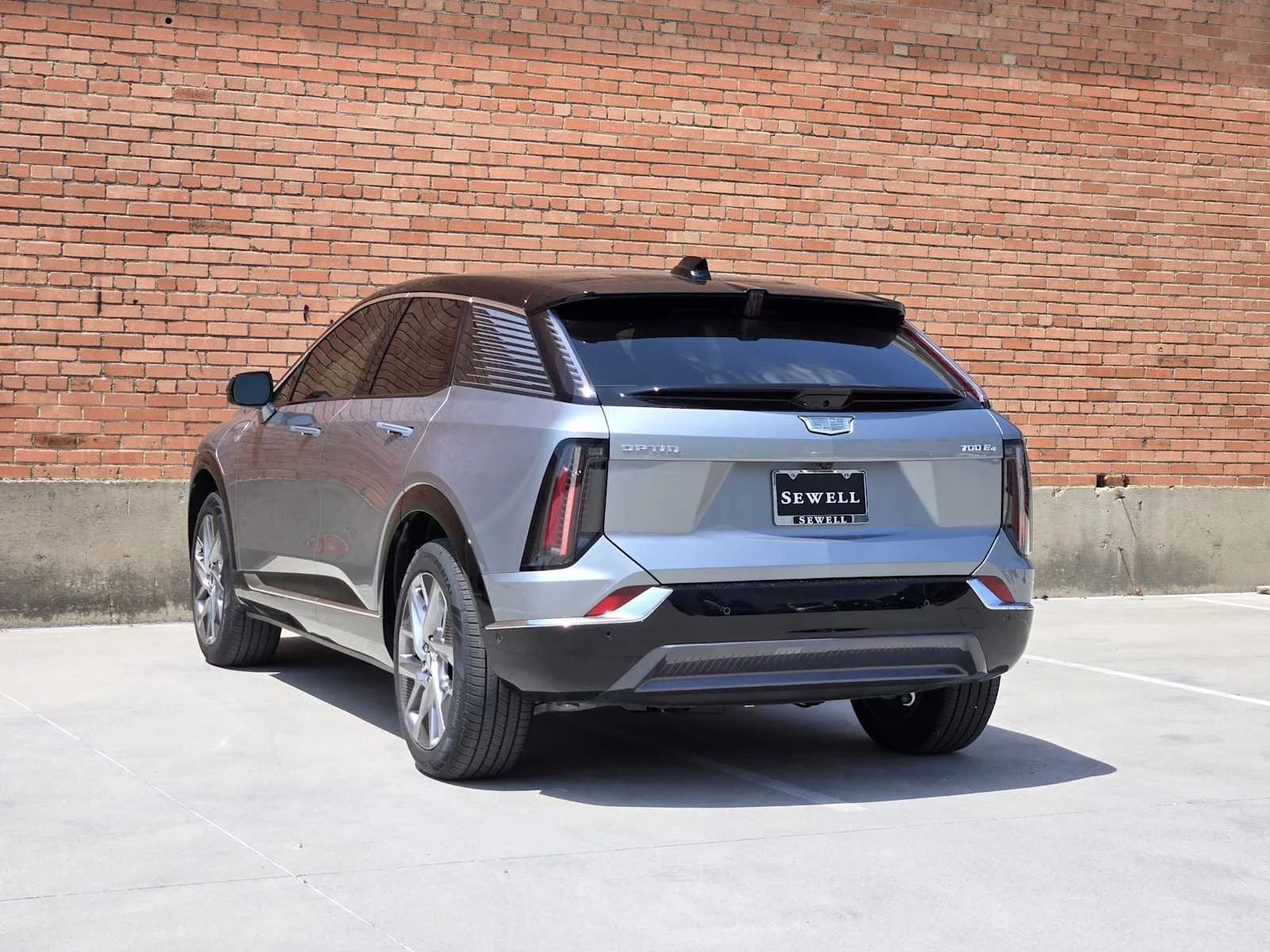 2026 Cadillac OPTIQ Luxury - Photo 3