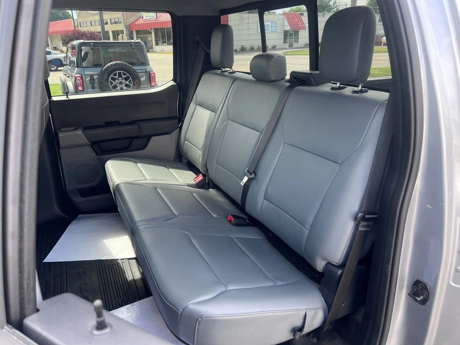 Used 2023 Silver Ford XL image 38