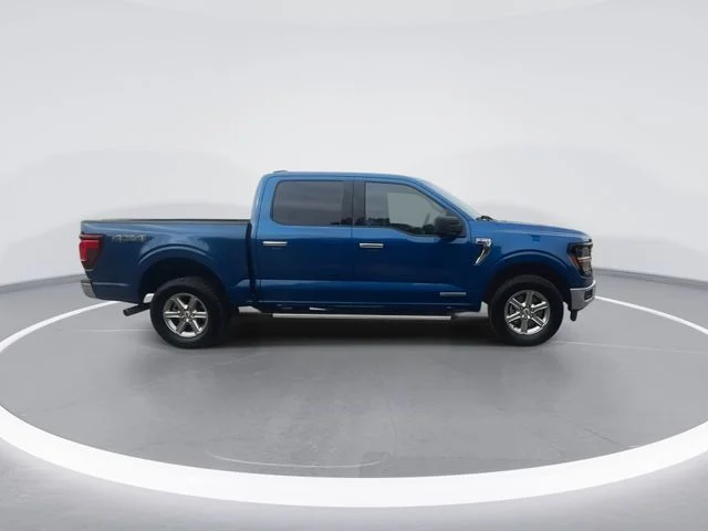 Used 2024 Blue Ford XLT image 13