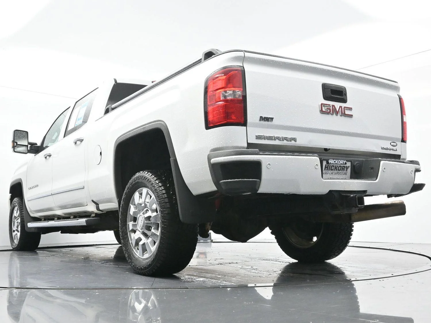 Used 2019 Summit White GMC Denali image 47