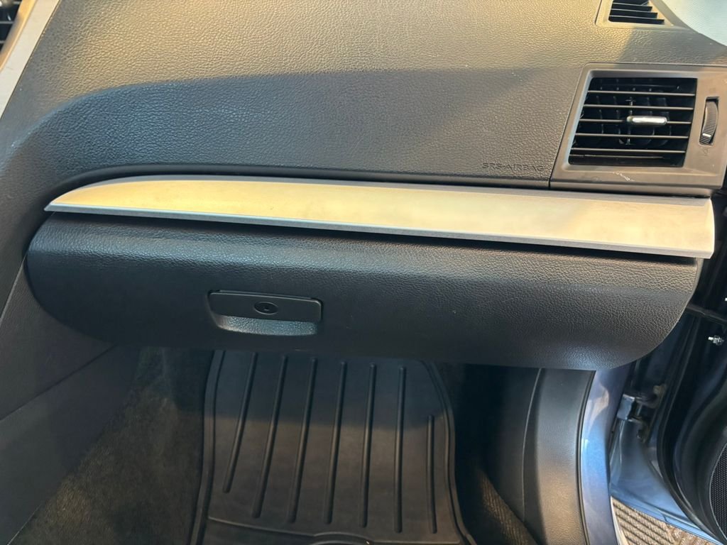 Used 2014 Blue Subaru 2.5i image 30