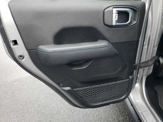 Used 2021 Silver Jeep Unlimited Rubicon 4xe image 25