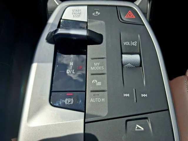 2025 BMW X1 28i - Photo 23