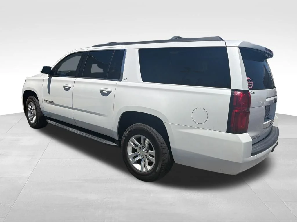 Used 2019 White Chevrolet LT image 2