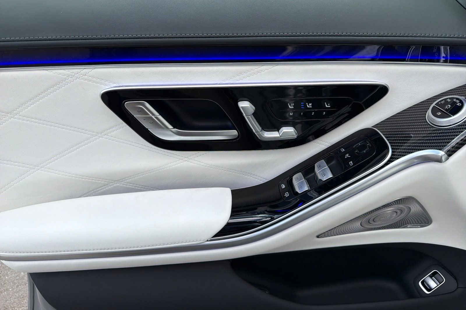 2026 Mercedes-Benz S-Class AMG S 63 - Photo 24