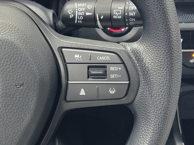 Used 2023 White Honda EX AWD image 28