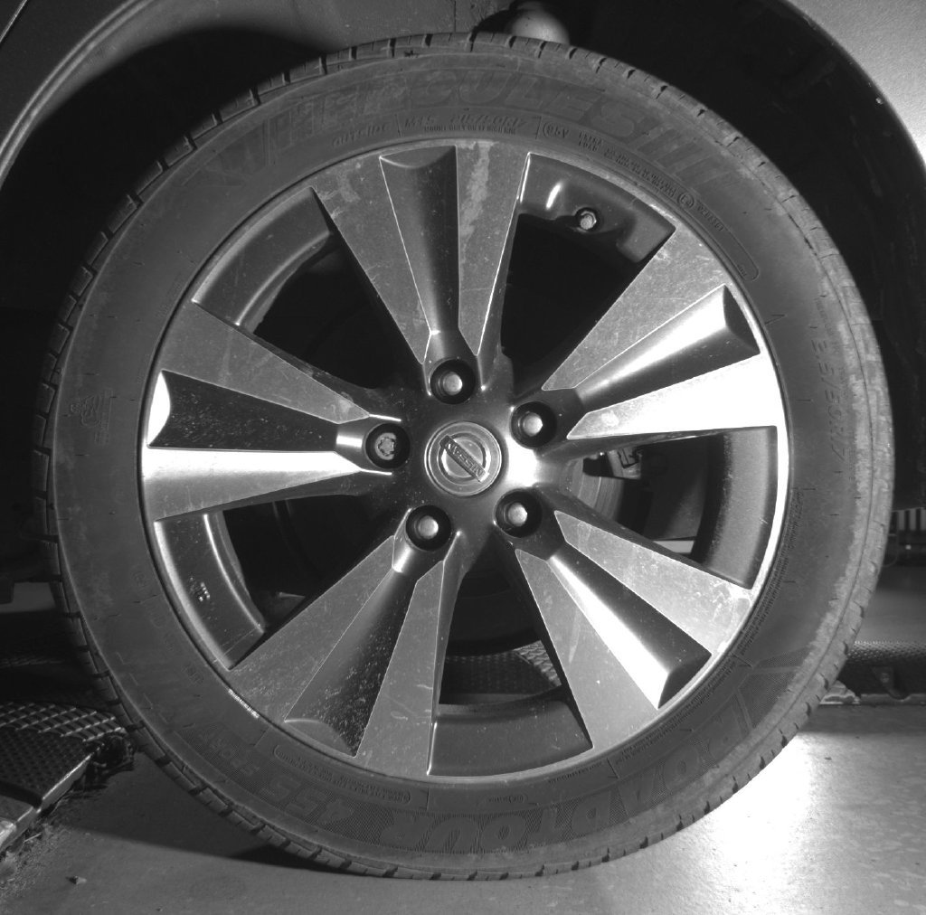 Used 2015 Gray Nissan SV image 25