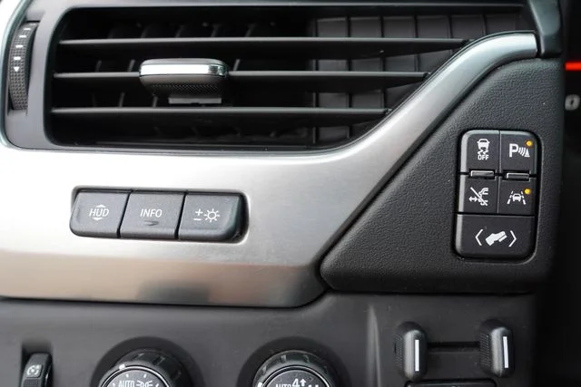 2020 Chevrolet Suburban Premier - Photo 29