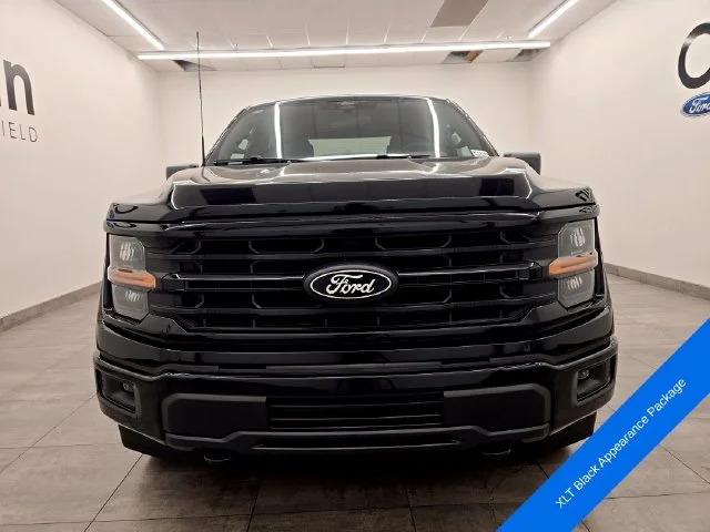 New 2026 Agate Black Metallic Ford XLT image 7