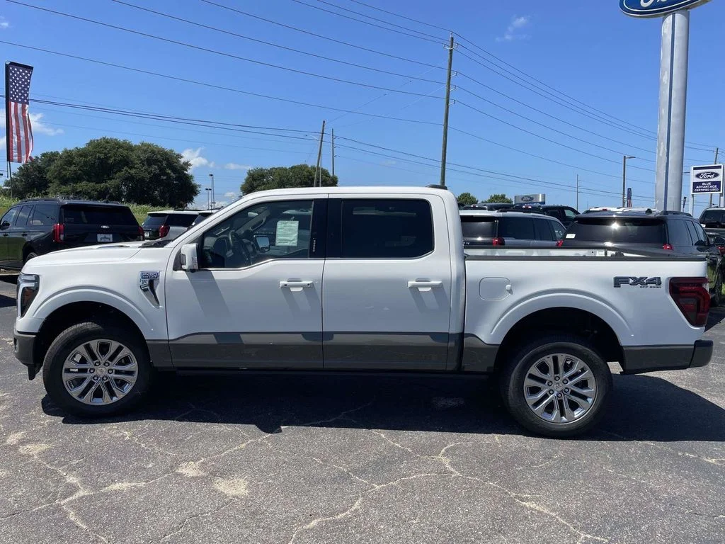 New 2026 Star White Metallic Tri-Coat Ford King Ranch image 6