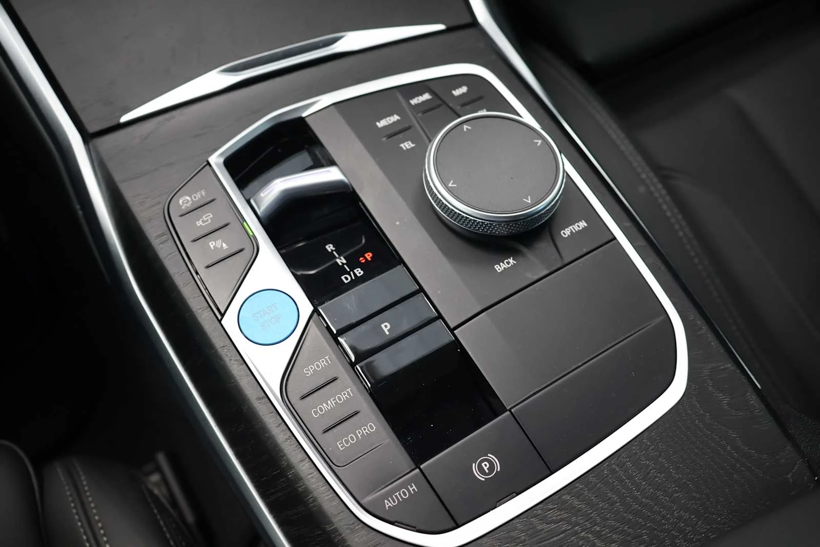 Certified Used 2024 Skyscraper Grey Metallic BMW eDrive40 image 23