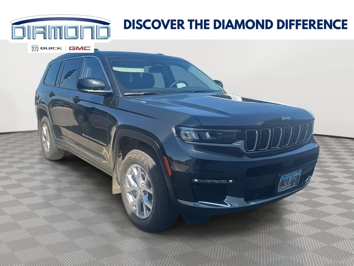 Used 2022 Black Jeep Limited image 1