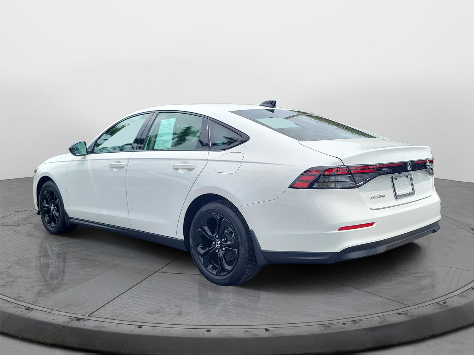 2025 Honda Accord SE - Photo 34