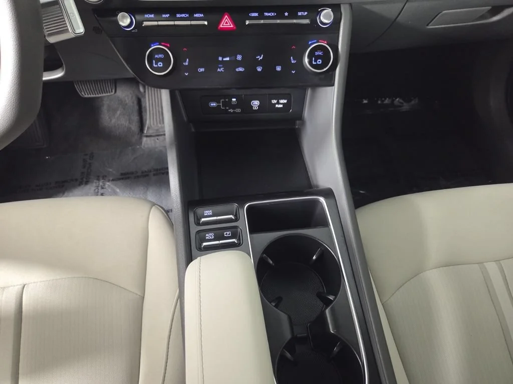 Used 2024 Carbon Blue Hyundai SEL image 12