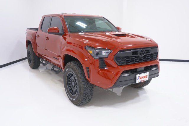 Used 2025  Toyota TRD Sport image 3