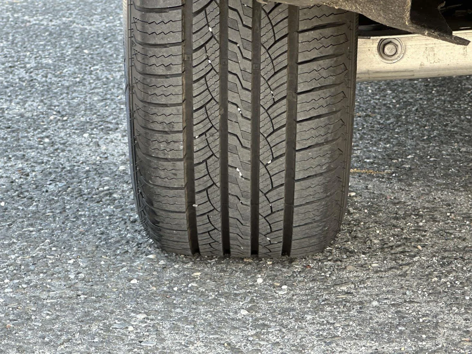 Used 2023 Carbonized Gray Metallic Ford Platinum image 17
