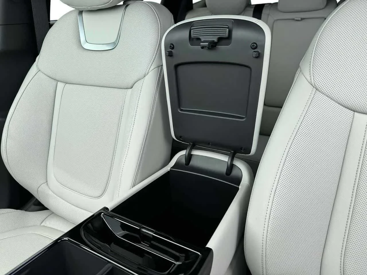 2025 Hyundai Tucson Limited - Photo 18