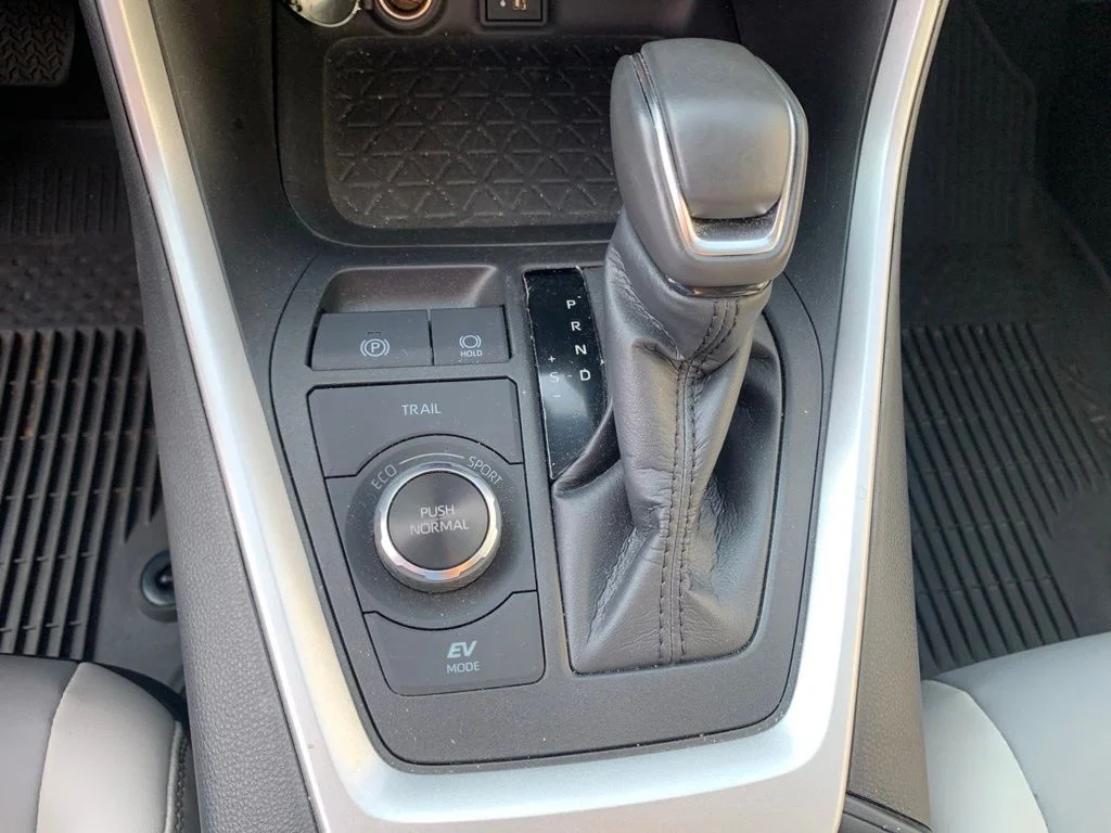 Certified Used 2023 Beige Toyota XLE Premium image 16