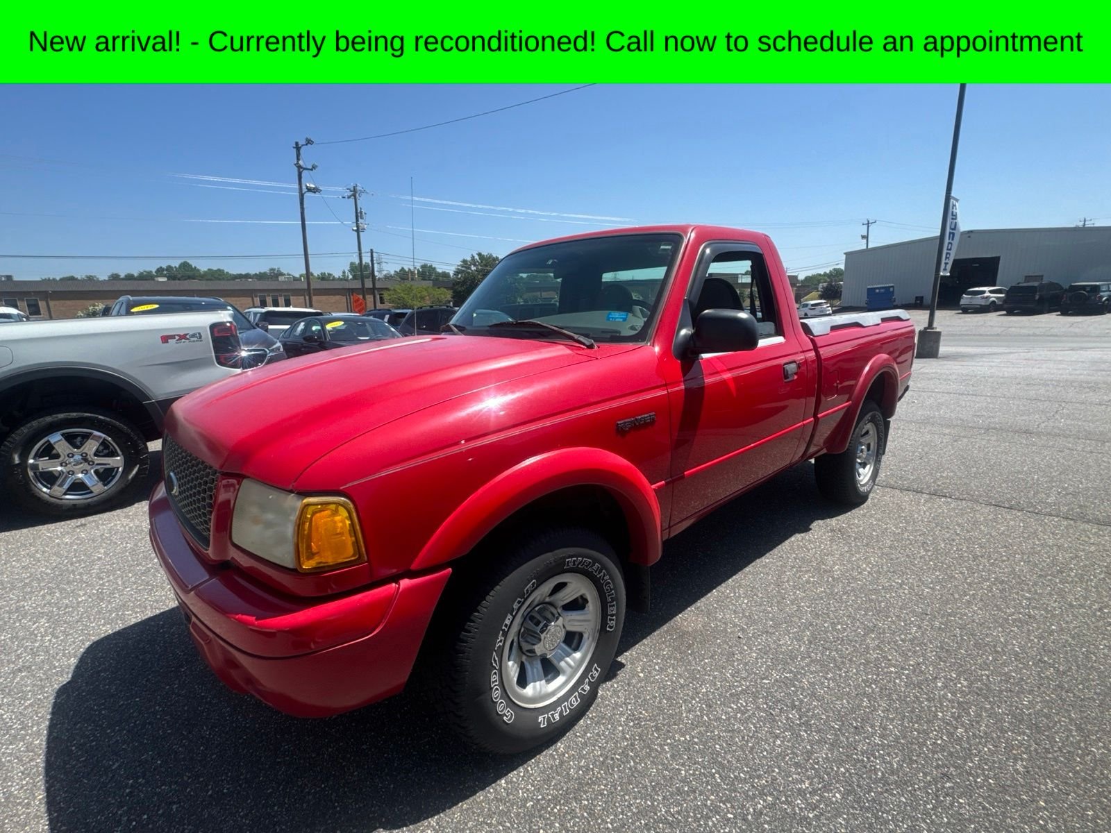 Used 2001  Ford Edge image 2