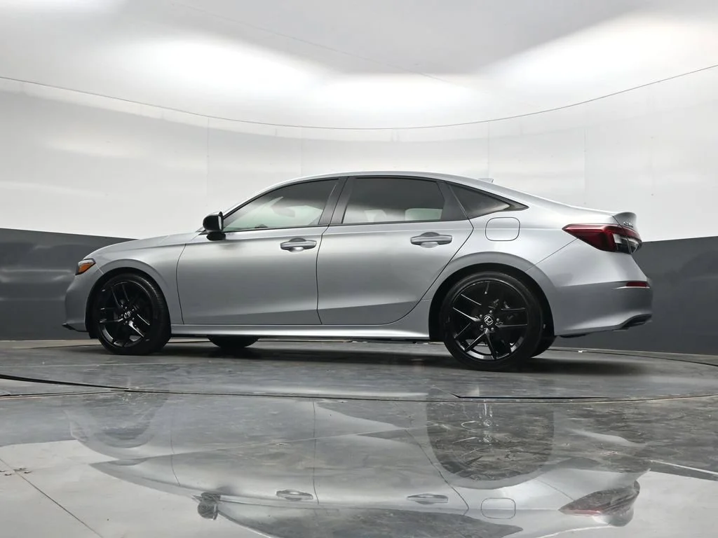 Certified Used 2025 Solar Silver Metallic Honda Sport image 61