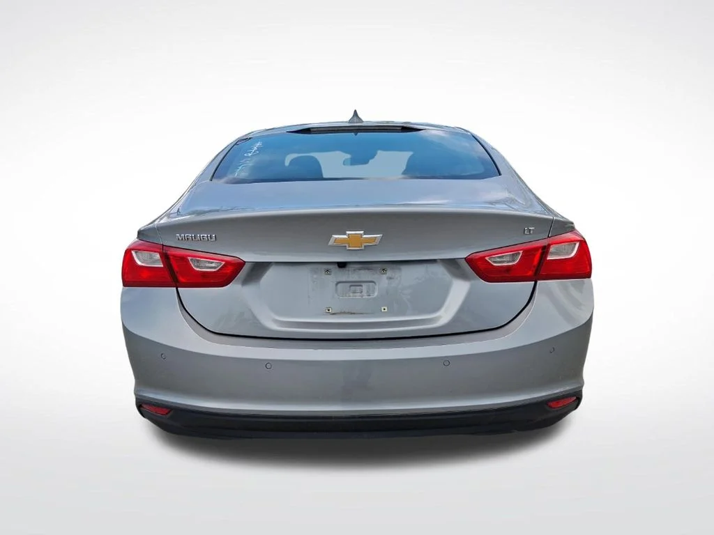 Used 2024 Gray Chevrolet LT image 7