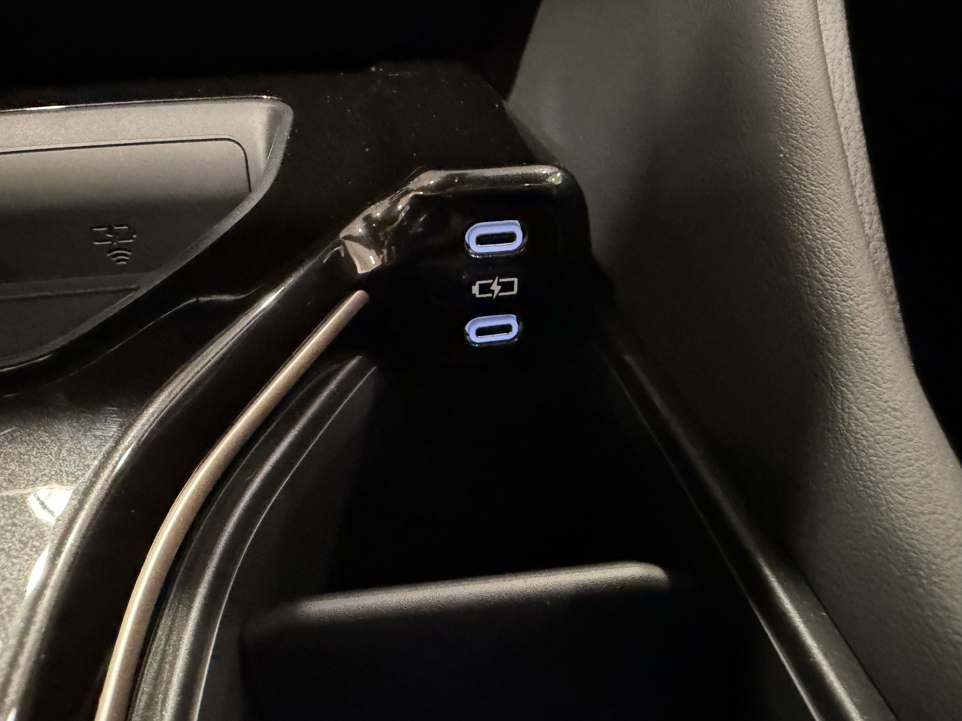 2025 Toyota Crown Signia XLE - Photo 21