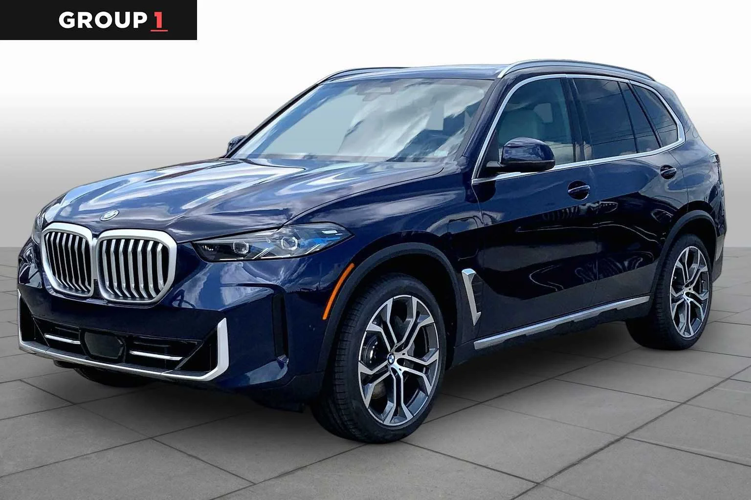 2026 BMW X5 xDrive50e's photo