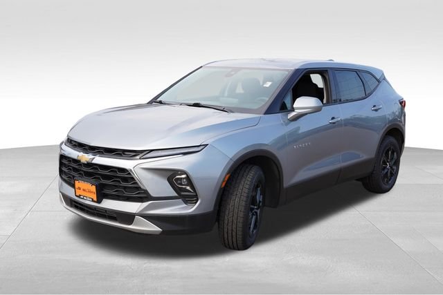 Certified Used 2025 Gray Chevrolet LT image 13