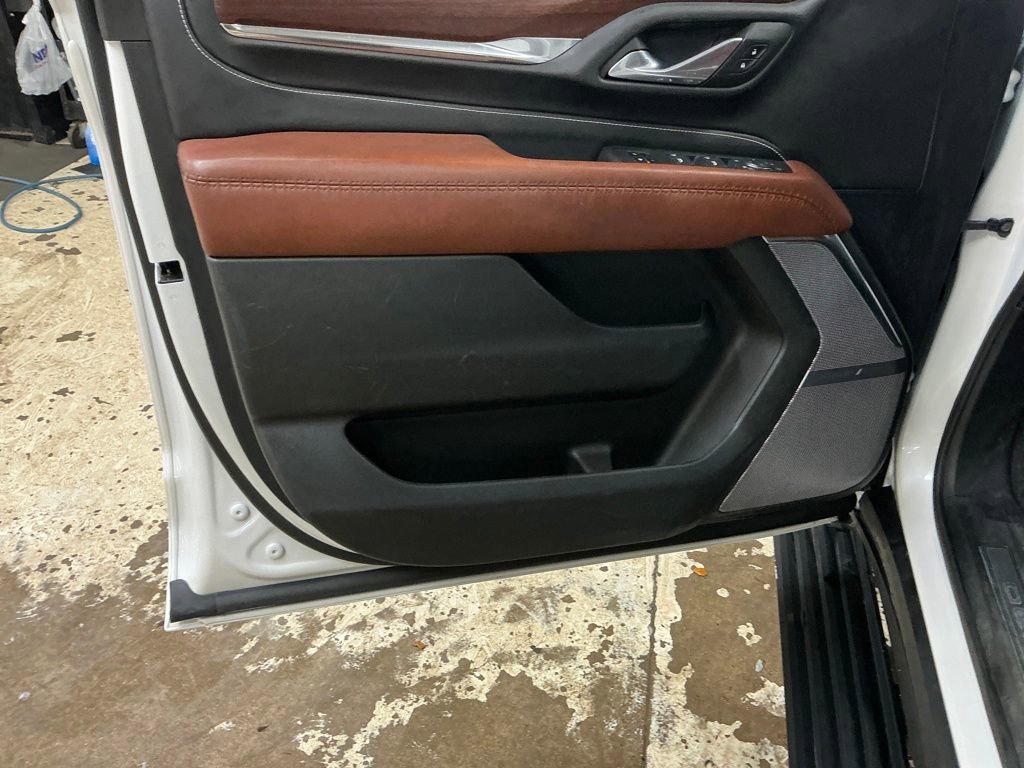 2024 GMC Yukon Denali Ultimate - Photo 13