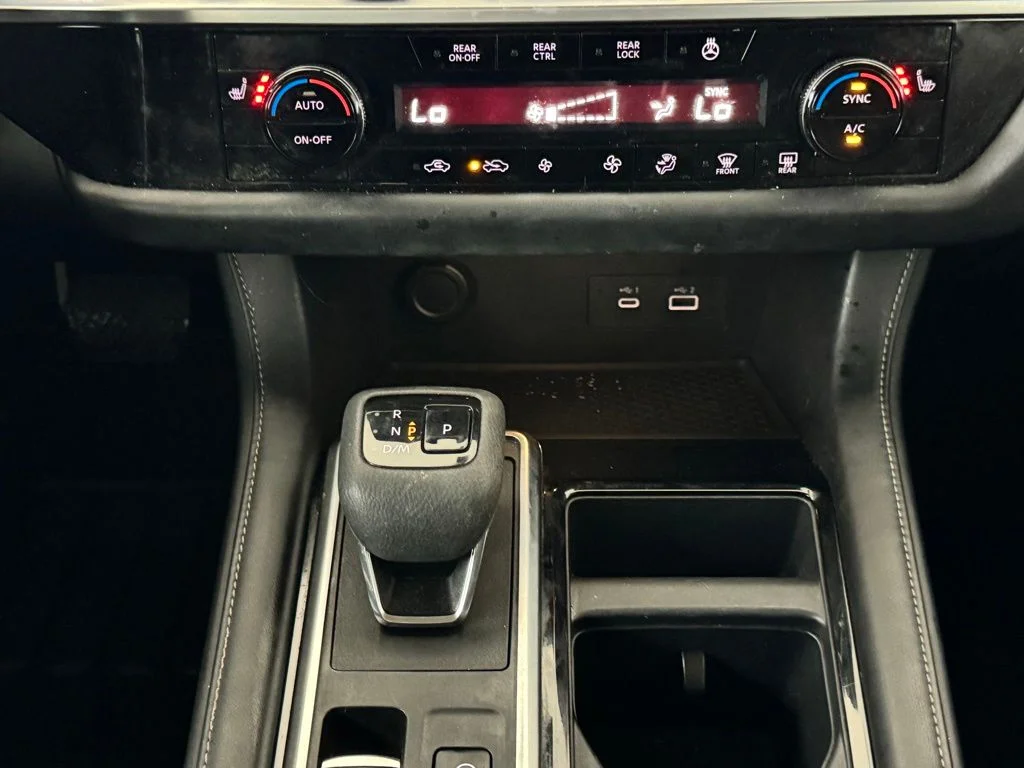 Used 2022 Gray Nissan SL image 32