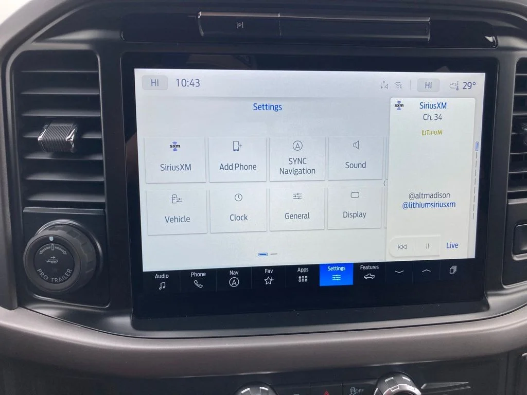 Used 2025 Gray Ford XLT image 44