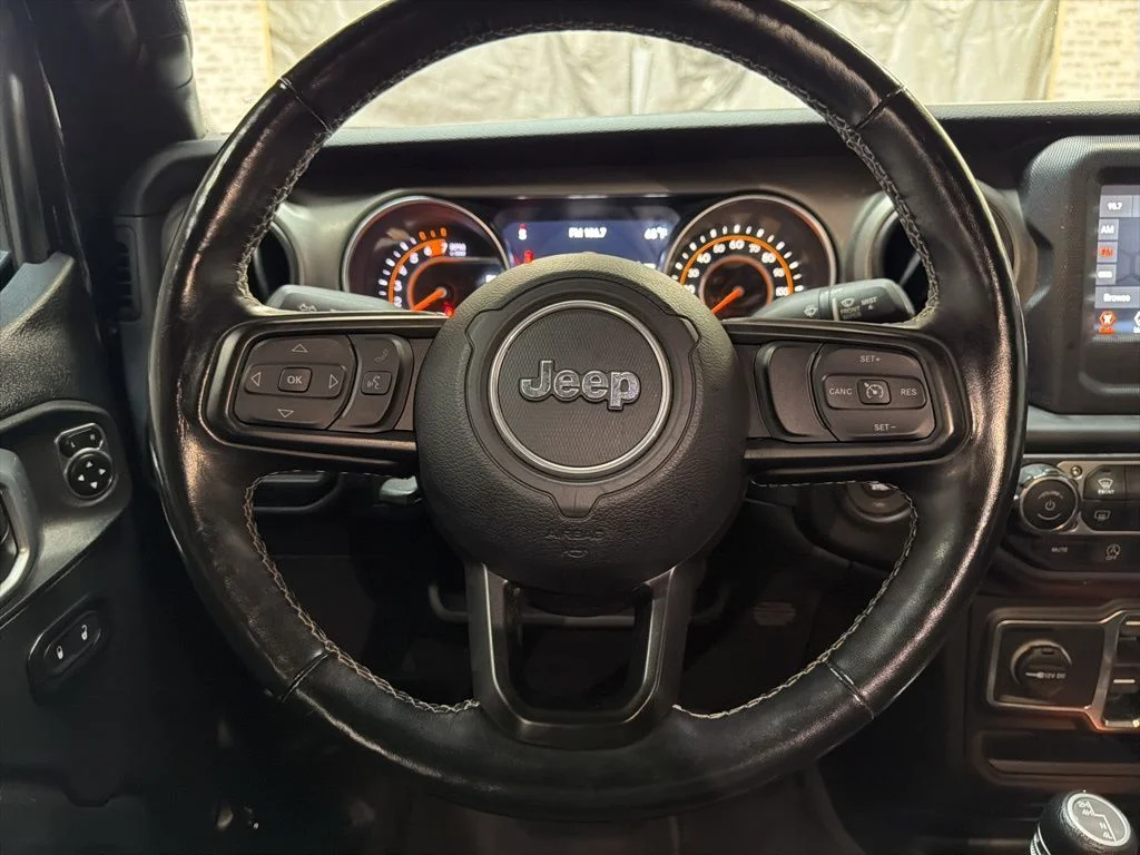Used 2021 Black Jeep Unlimited Sport image 17