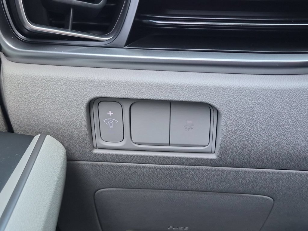 New 2026 Glacial White Pearl Kia S image 18