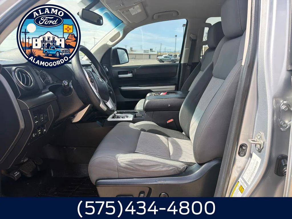 Used 2016 Silver Sky Metallic Toyota SR5 image 9