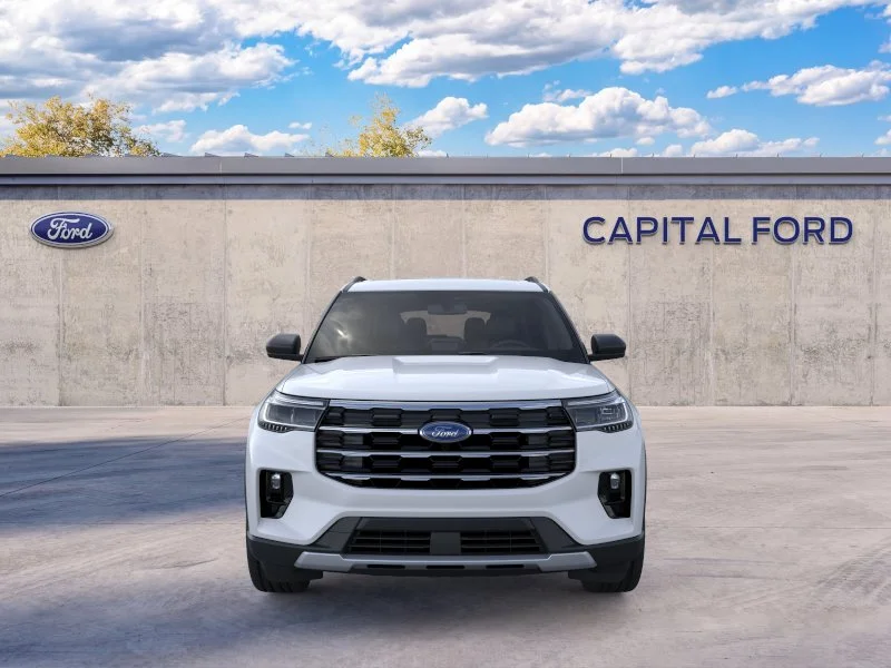 New 2026 Space White Metallic Ford Active image 27