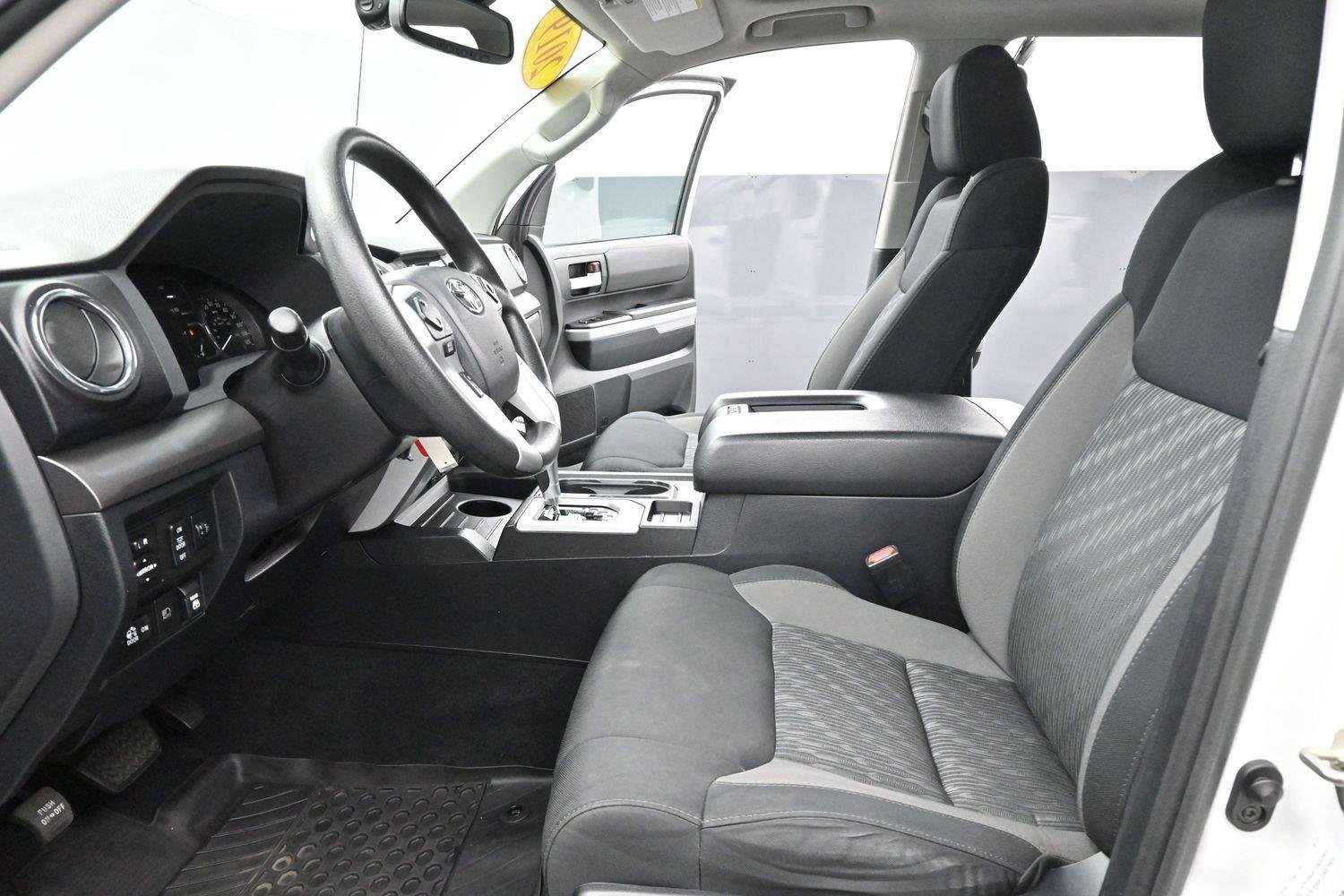 Used 2019 Super White Toyota SR5 image 11
