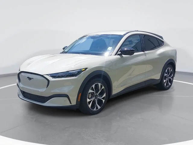 Used 2025 Beige Ford Select image 7