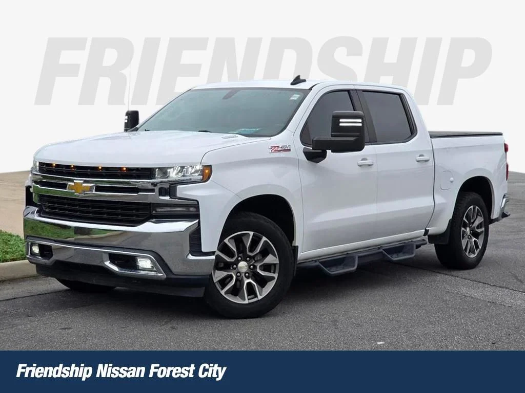 Used 2020 White Chevrolet LT image 1