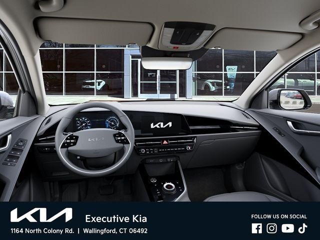 New 2026 White Kia Wind image 14