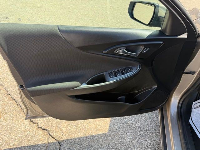 Used 2024 Mineral Gray Metallic Chevrolet LT image 11