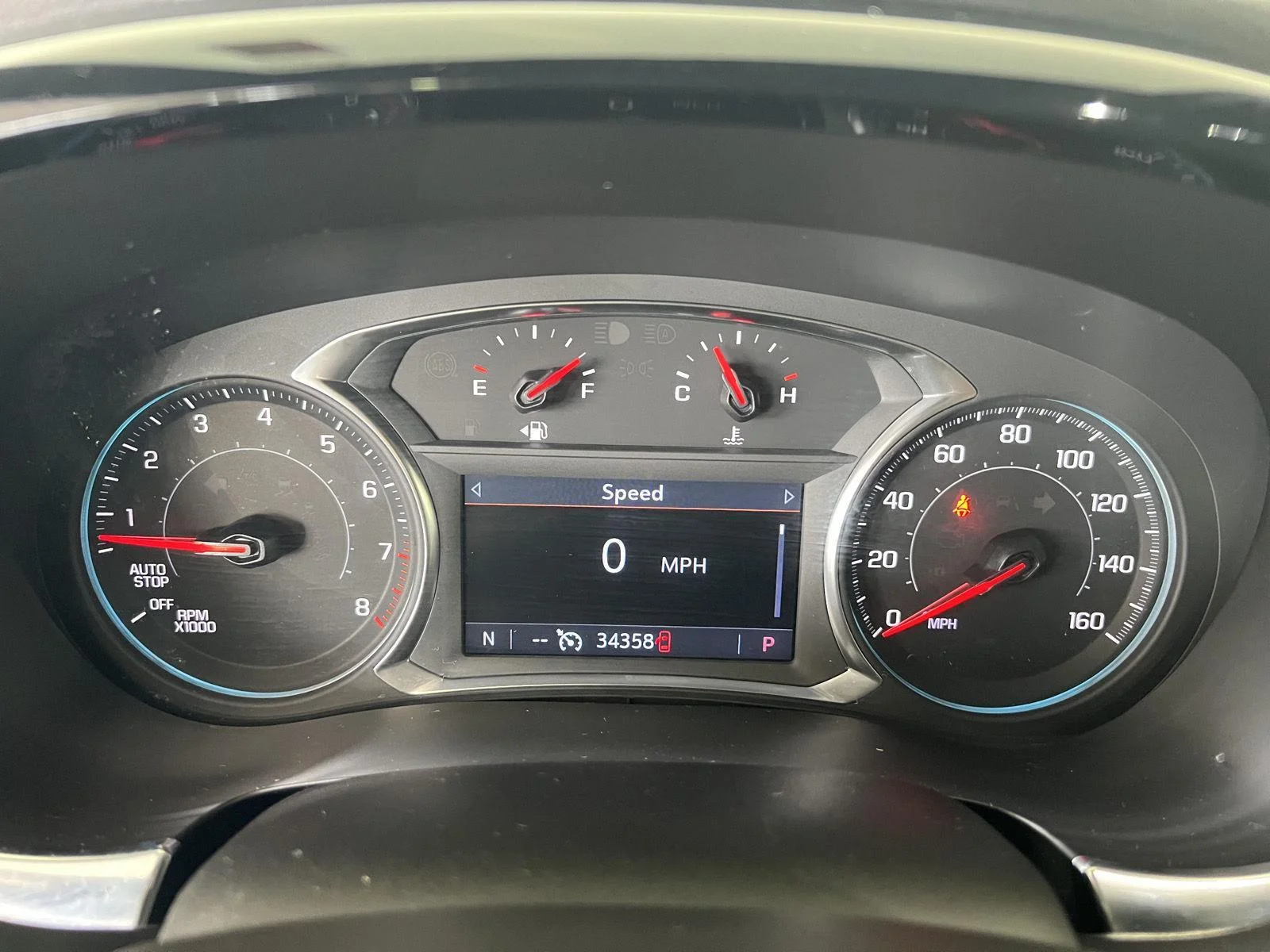 Used 2023 Silver Sage Metallic Chevrolet LT Cloth image 11