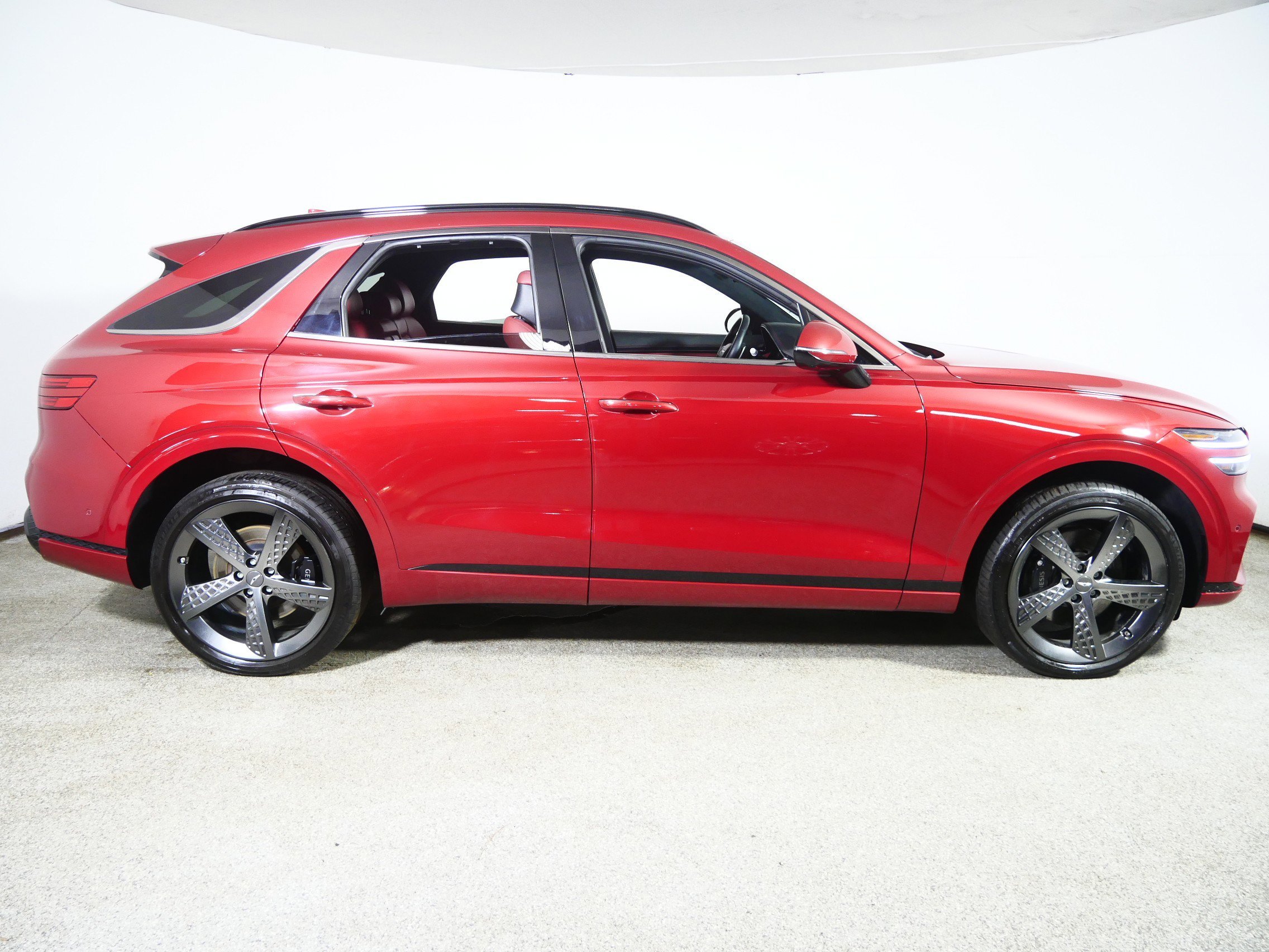 Used 2023 Mauna Red Genesis 3.5T Sport image 8