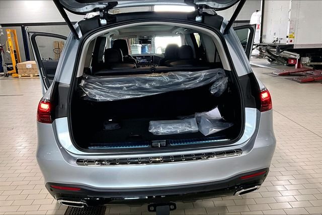 New 2026 Silver Mercedes-Benz GLS 450 image 24