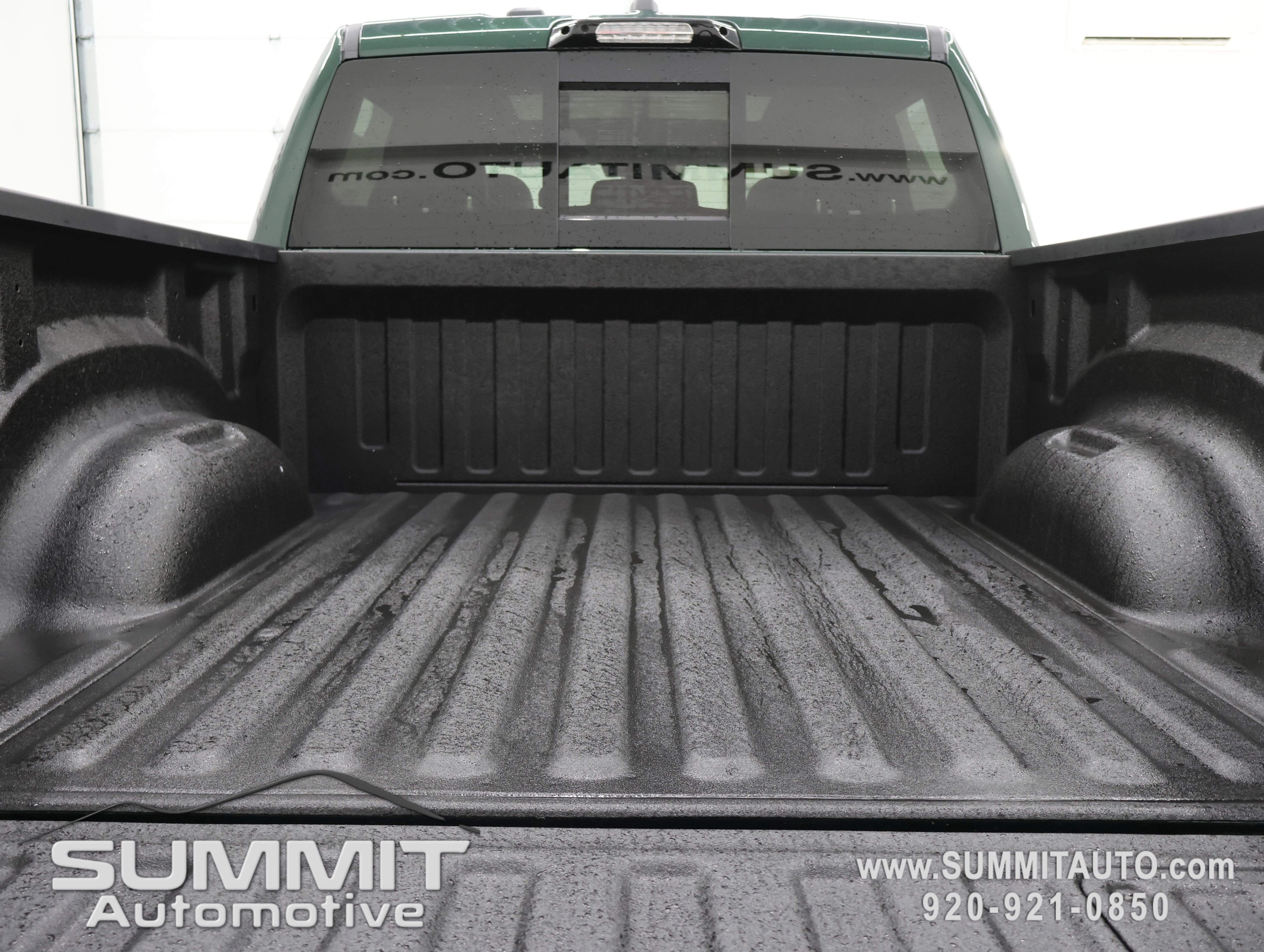 New 2026 Serrano-Green Metallic Exterior Paint RAM RHO image 34