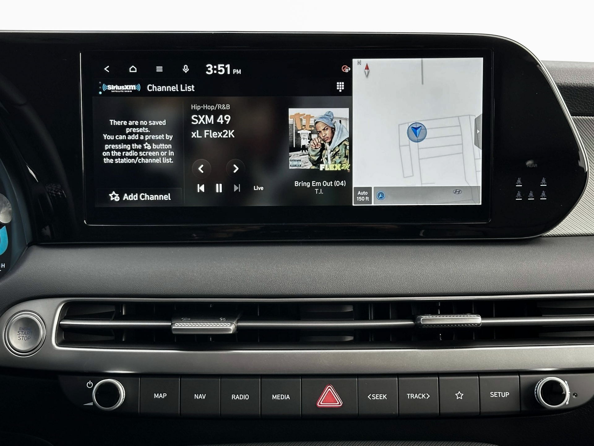 New 2025 White Hyundai SEL AWD image 19