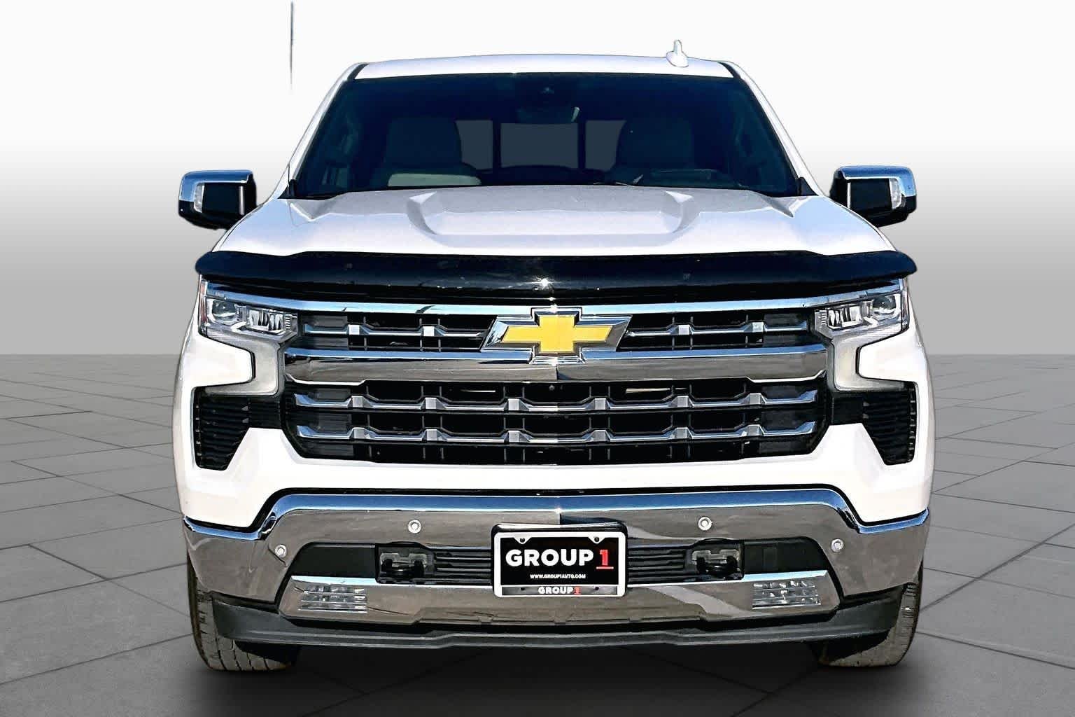 Used 2023 Iridescent Pearl Tricoat Chevrolet LTZ image 4