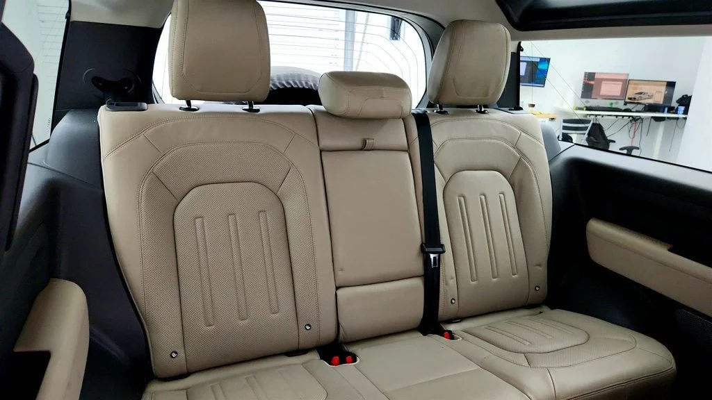 Used 2021 Fuji White Land Rover 90 S AWD w/ Premium LED Lights & Meridian Audio image 22
