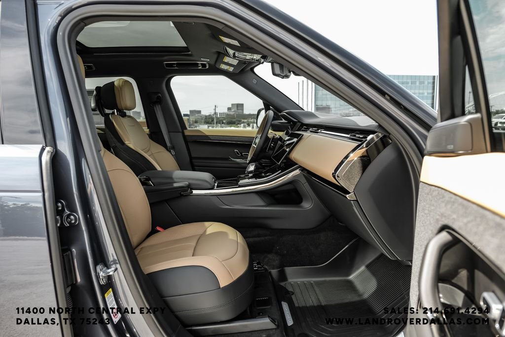 New 2026 Varesine Blue Metallic Land Rover Dynamic SE image 30